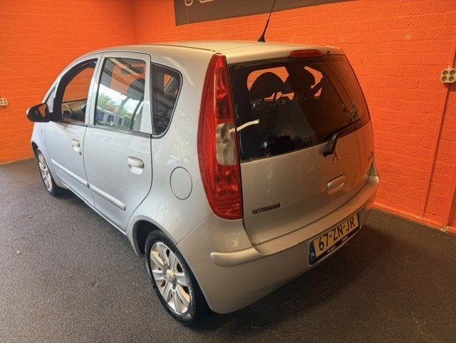 Mitsubishi Colt 1.3 / 5 DEURS / INVITE / AIRCO!, Auto's, Stof, Gebruikt, Colt, Origineel Nederlands
