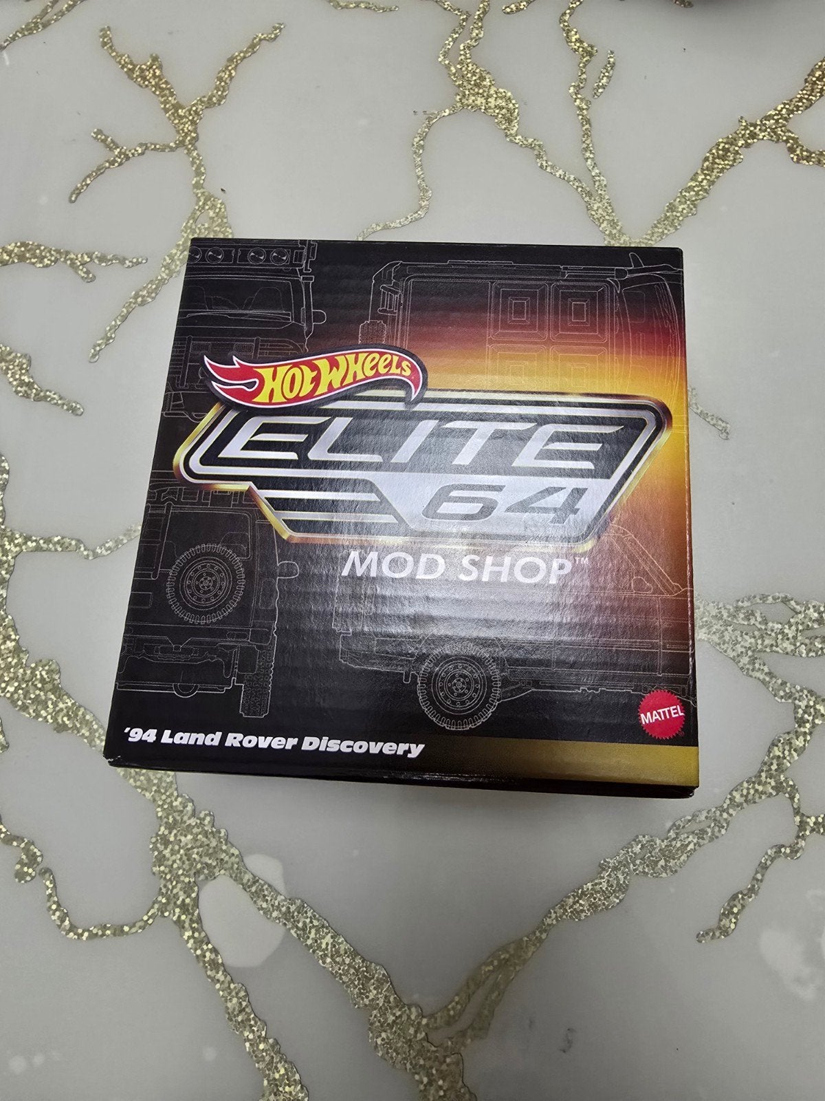 Hot Wheels Elite 64 Mod Shop '94 Land Rover Discovery, Overige merken, 1:50 of kleiner, Auto, Nieuw