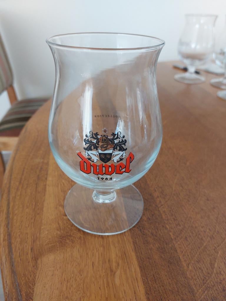DUVEL GLAS; 1964, met wapenschild., Verzamelen, Biermerken, Verzenden, Glas of Glazen, Duvel