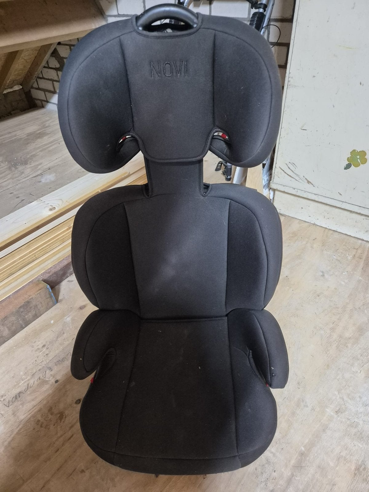 Novi autostoel isofix, Gebruikt, 15 t/m 36 kg, Zijbescherming, Isofix