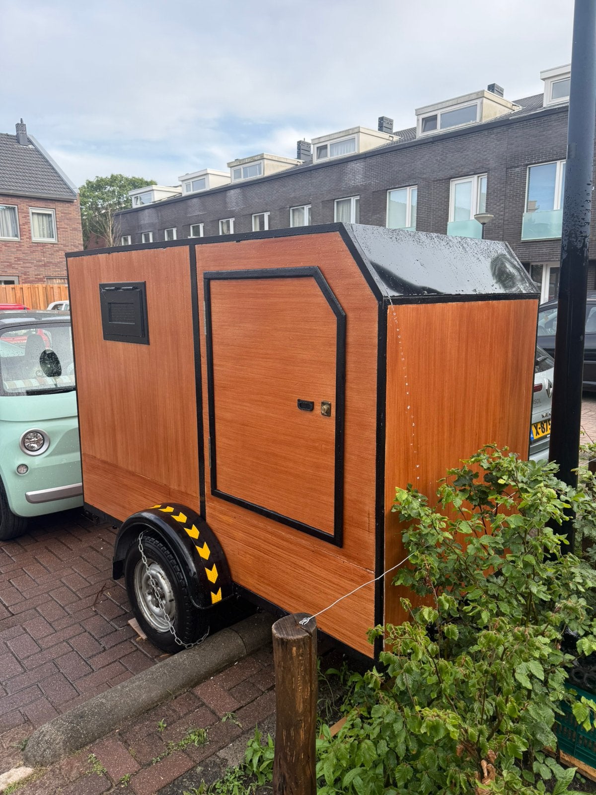 Aanhangwagen omgebouw tot mini camper, Ophalen
