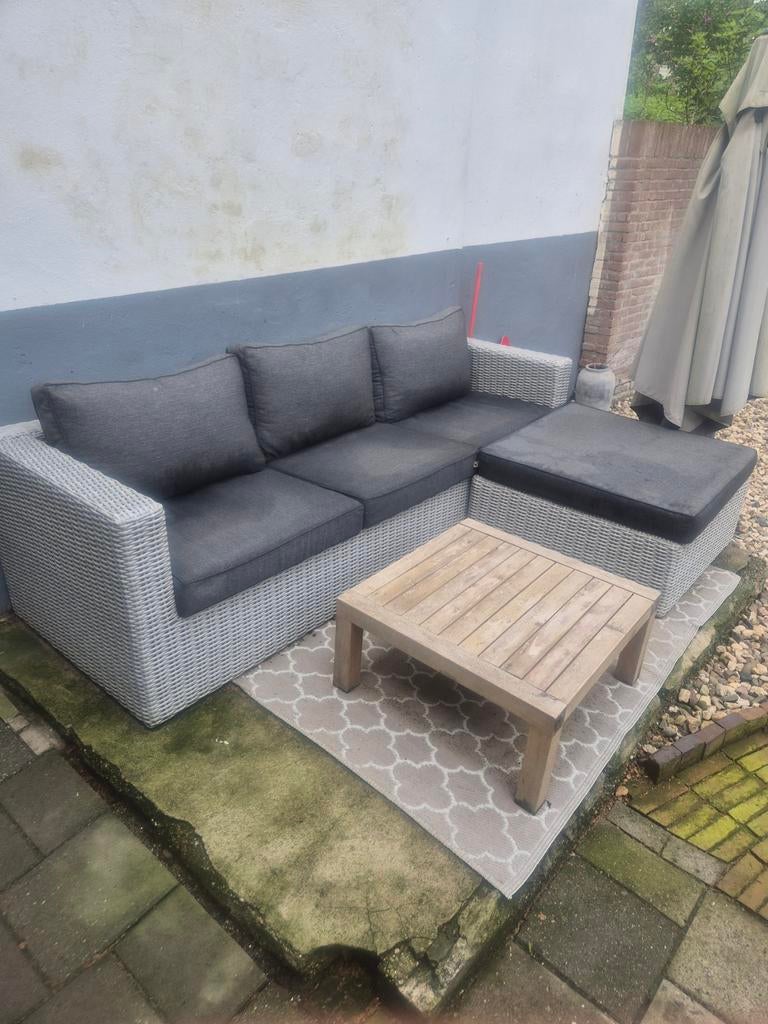 Mooie loungebank met tafel - perfect voor uw tuin!, Ophalen, Gebruikt, 3 zitplaatsen, Bank