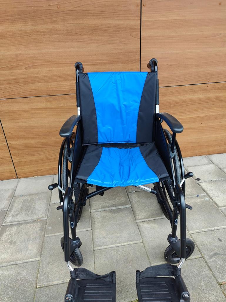 Travixx rolstoel comfort lite plus  nieuwstaat., Diversen, Rolstoelen, Ophalen of Verzenden, Duwrolstoel