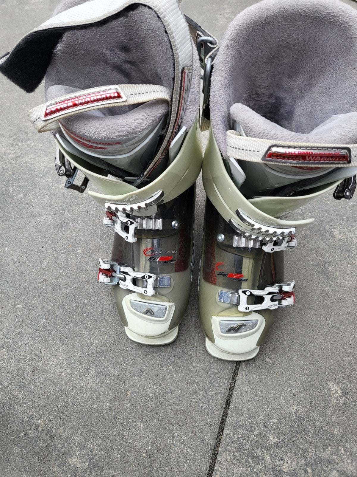 Nordica Olympia skischoenen - zo goed als nieuw, maat 41, Schoenen, Ophalen of Verzenden, Zo goed als nieuw, Nordica