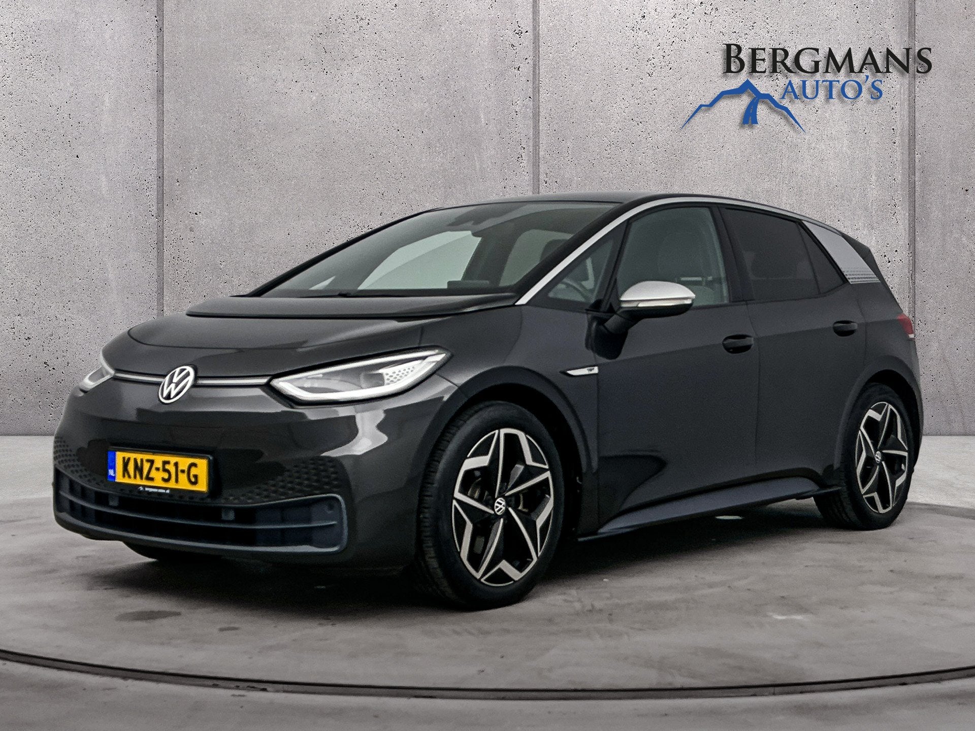 Volkswagen ID.3 First 58 kWh // ADAPTIVE CRUISE // STOEL + S, Automaat, Gebruikt, Zwart, 204 pk