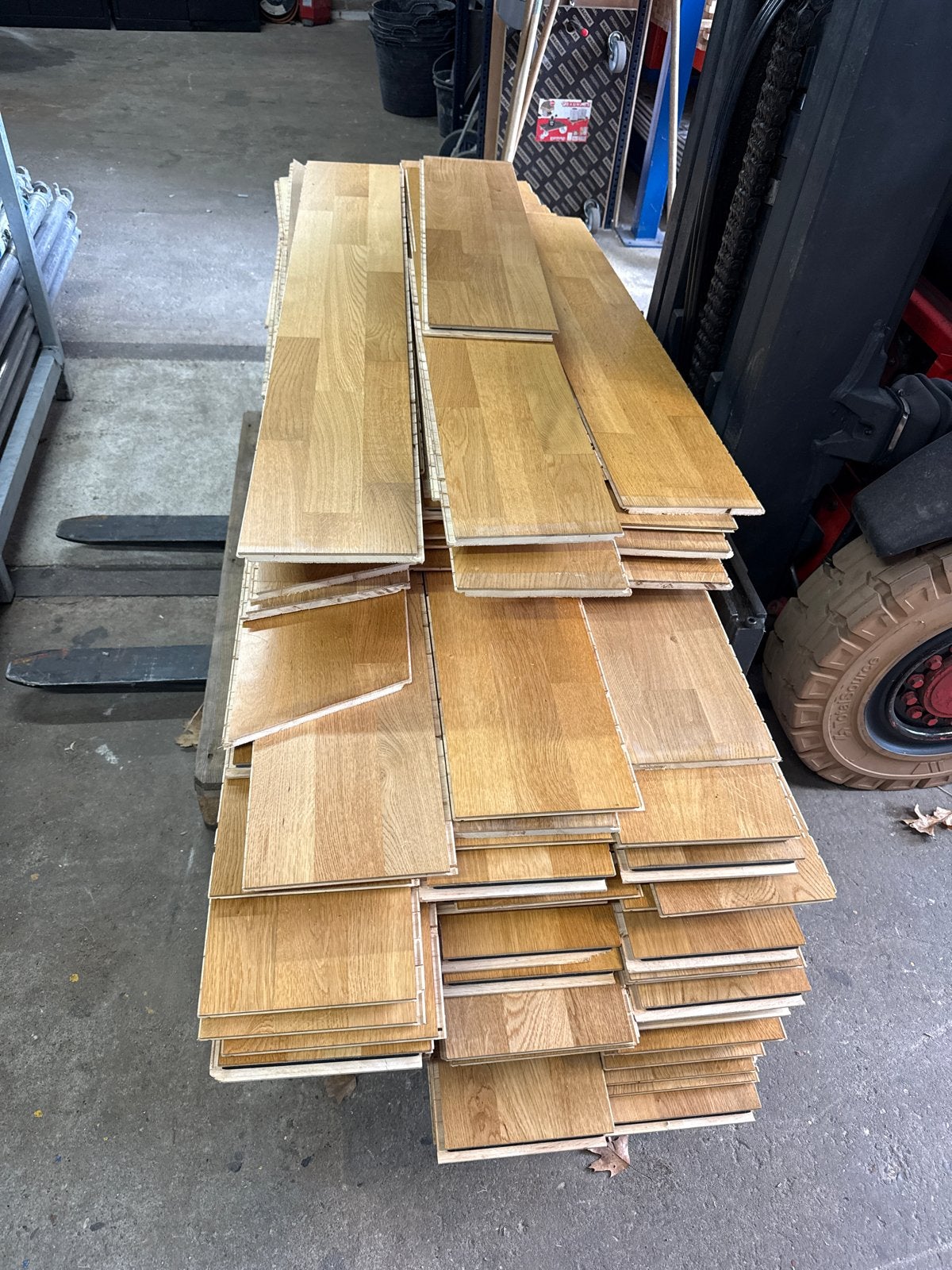 Parketvloer ongeveer 50 m2, Gebruikt, 10 m² of meer, 10 tot 30 cm, Hout