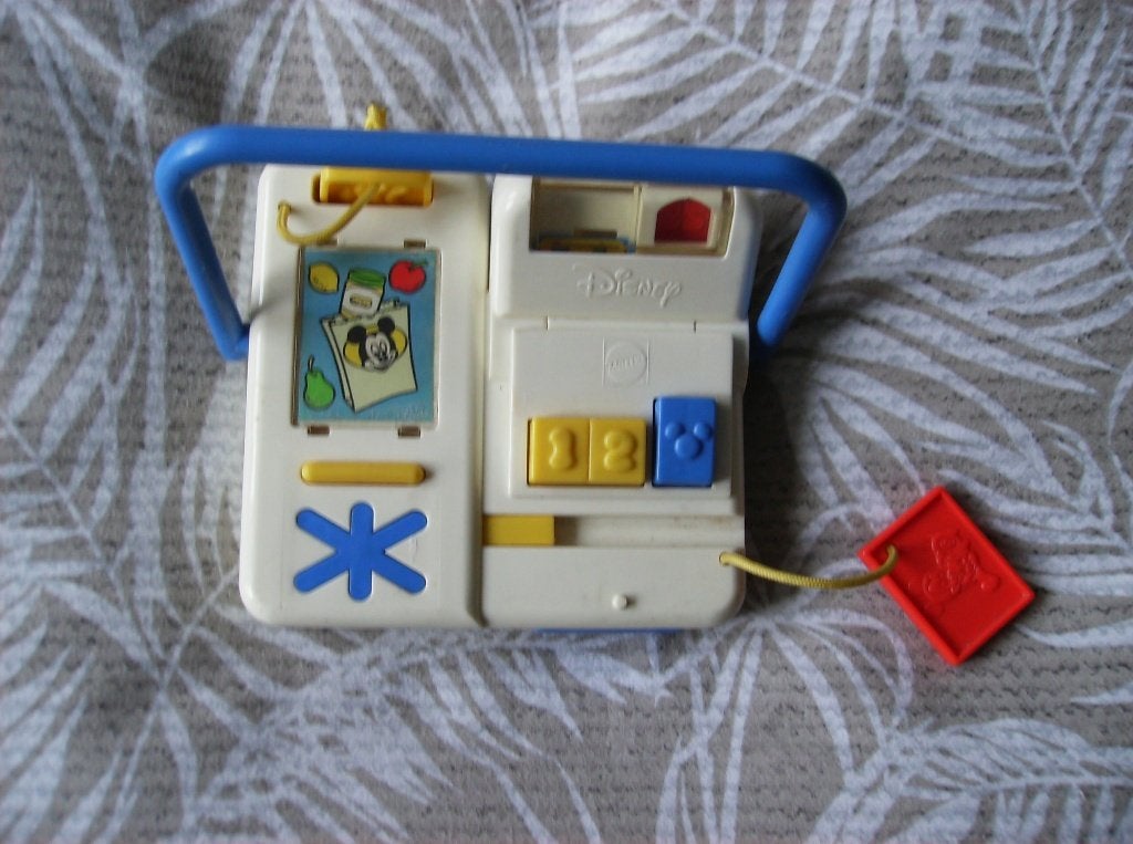 MATTEL, VINTAGE KASSA,  DISNEY MATTEL  MATEN 14 X 14 CM, Ophalen of Verzenden