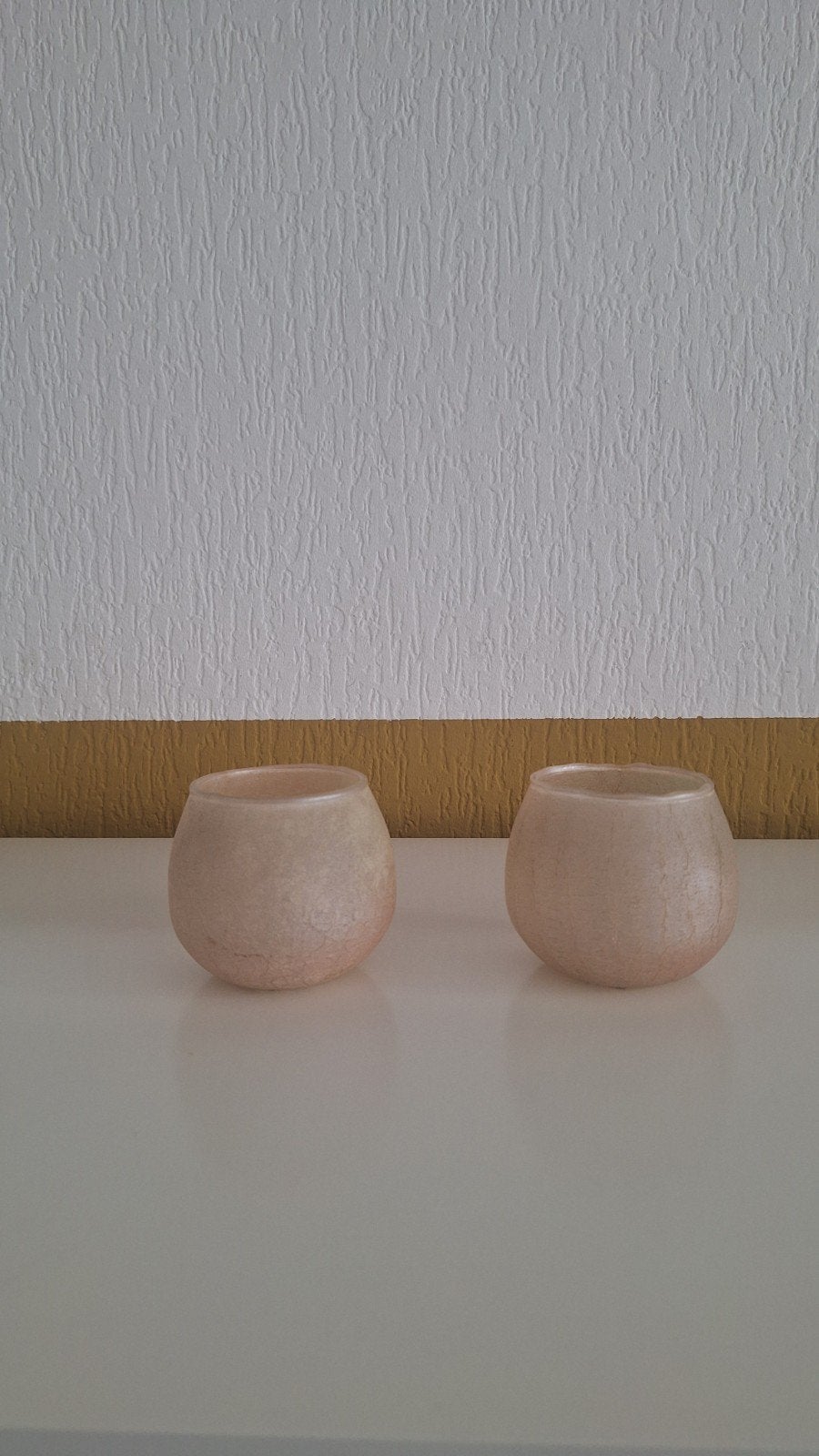 Set van 2 roze/beige glazen vazen/windlichten, Ophalen of Verzenden, Gebruikt, Roze, Glas