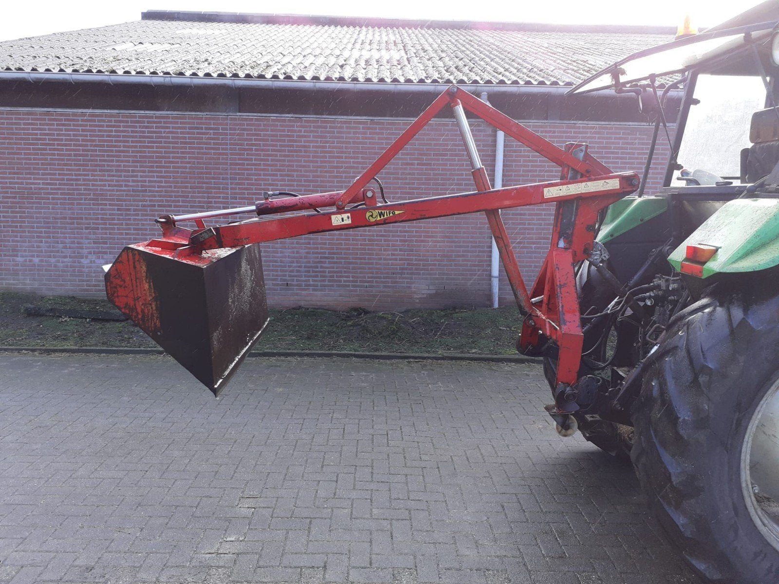 Wifo hydraulische achterlader met schepbak., Tuin en Terras, Ophalen of Verzenden