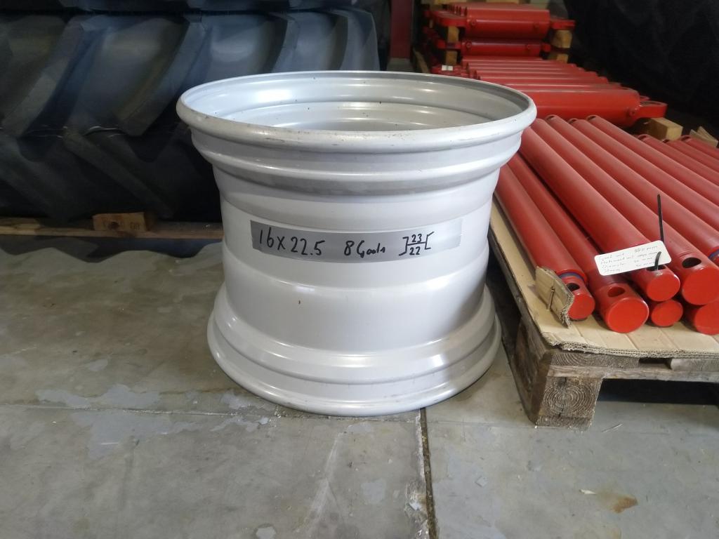 16 x 22.5 Inch velg 8 gaats  boutafstand 275 mm, Niet ingevuld, Niet ingevuld, Niet ingevuld