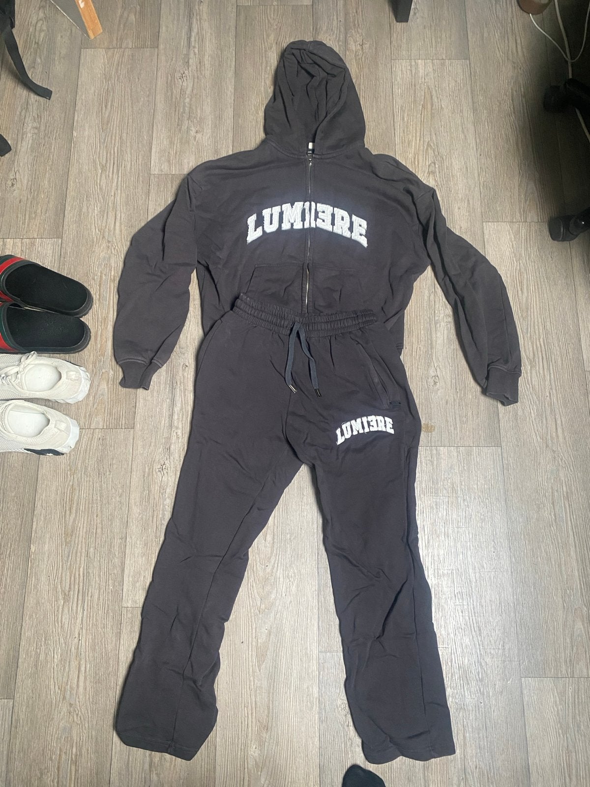 Lumiere trainingspak - Hoodie en joggingbroek, Kleding | Heren, Ophalen of Verzenden, Gedragen, Overige maten, Zwart