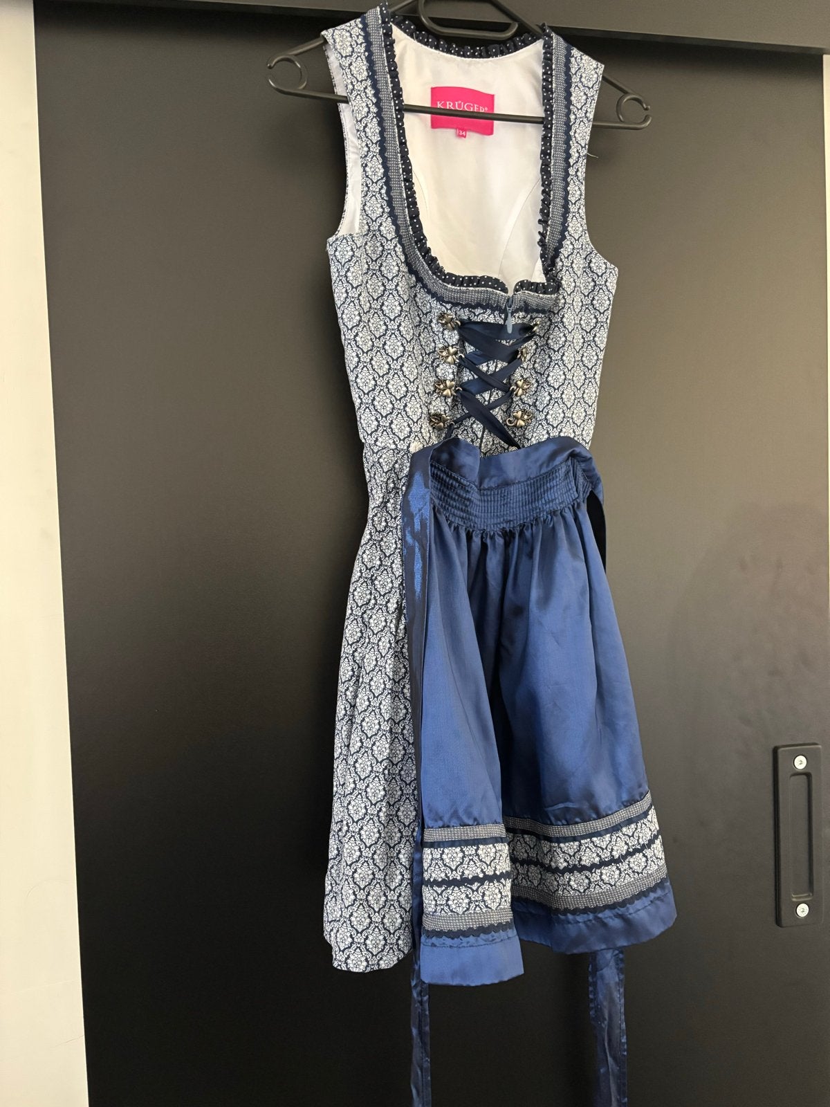 Prachtige Krüger Madl Dirndl - Maat 34, Kleding | Dames, Ophalen of Verzenden, Zo goed als nieuw