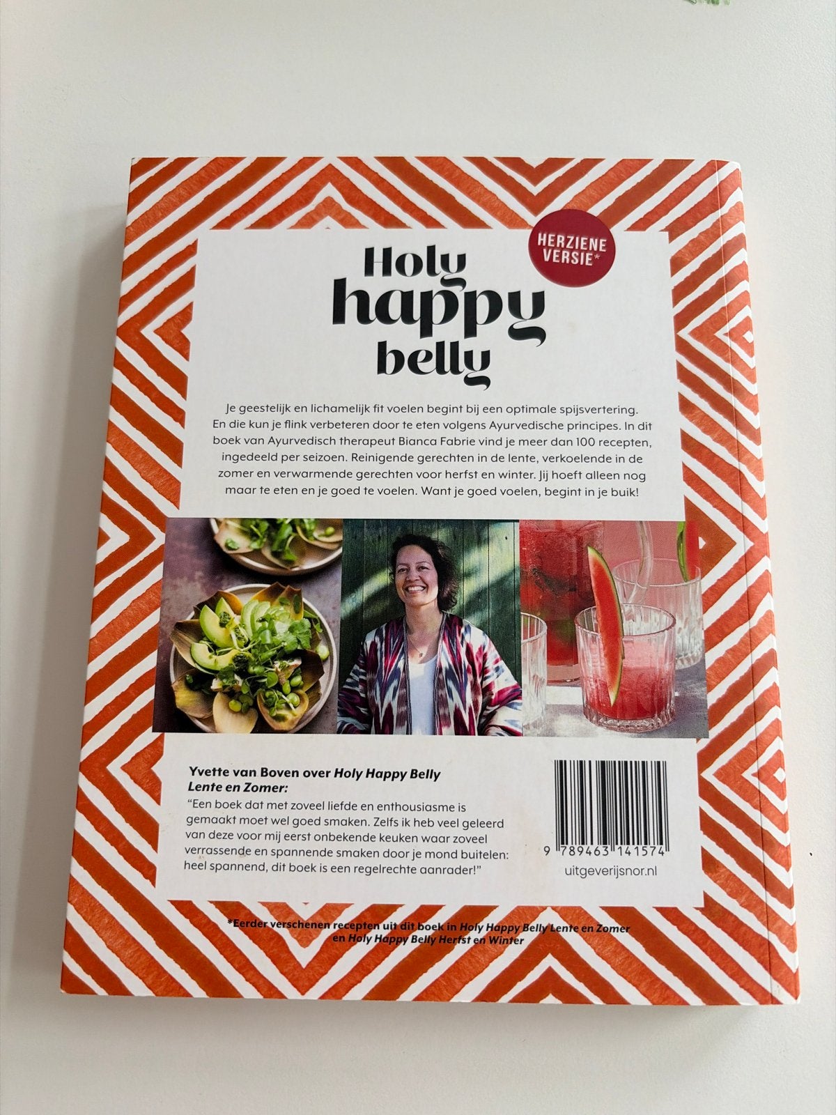 Holy Happy Belly - Ayurvedisch kookboek, Voorgerechten en Soepen, Ophalen of Verzenden, Zo goed als nieuw, Gezond koken
