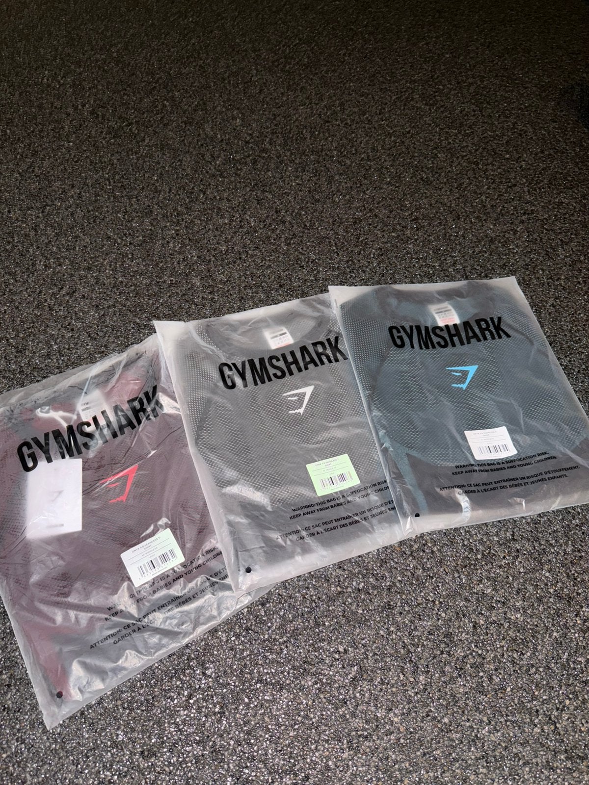 3x Gymshark Onyx V5 - Maat M - Rood, Blauw & Zwart-Wit, Zwart, Nieuw, Algemeen, Verzenden
