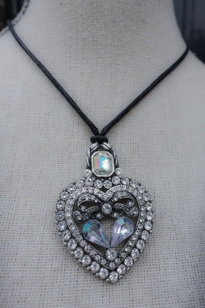 hals ketting met grote hart hanger van Zirkonia's, Sieraden, Tassen en Uiterlijk, Kettingen, Overige materialen, Ophalen of Verzenden