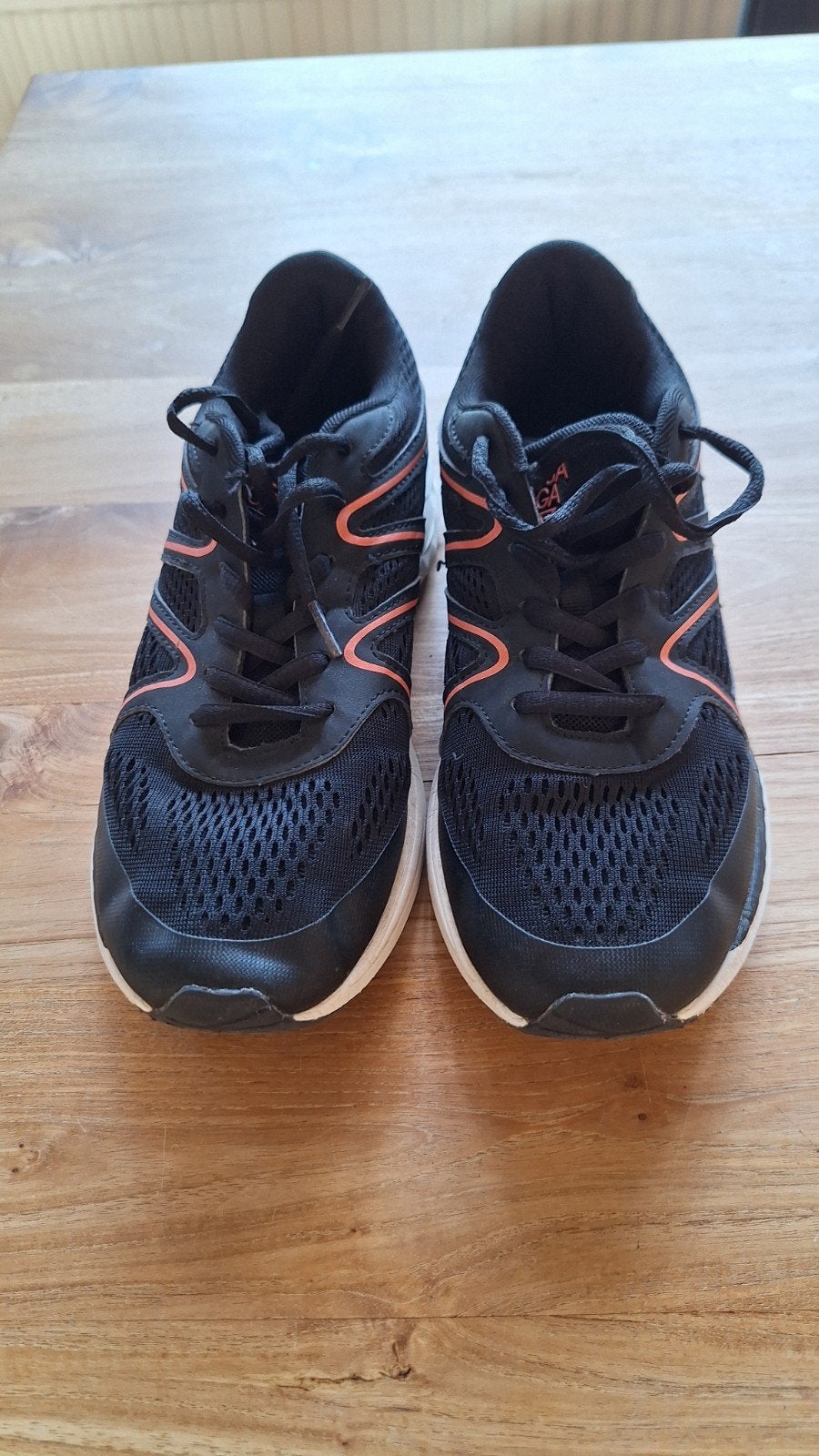 Osaga sportschoenen zgan - Maat 39, Overige merken, Hardloopschoenen, Ophalen of Verzenden, Zo goed als nieuw