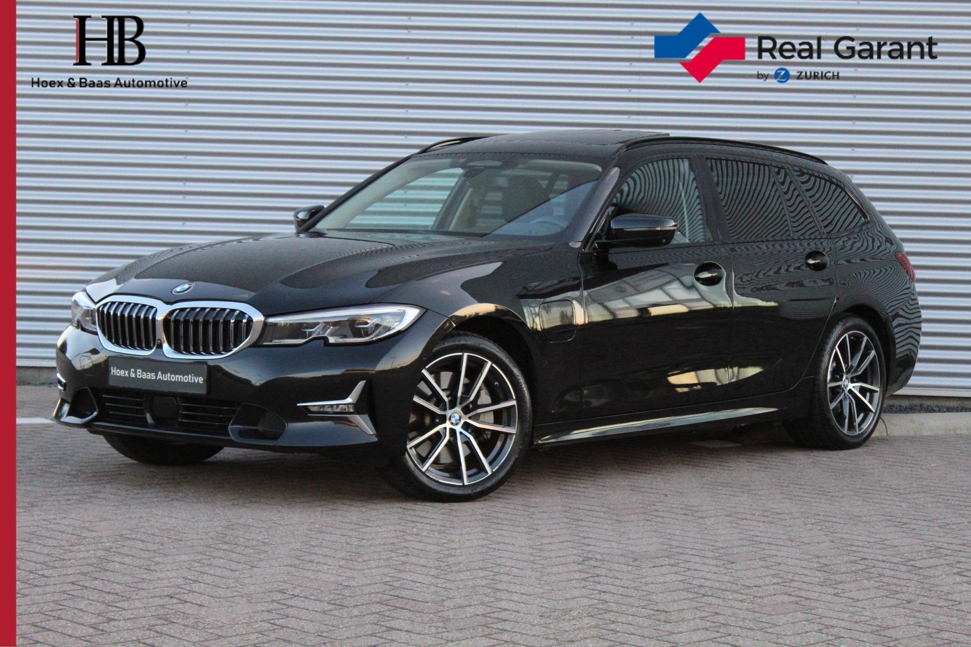 BMW 3-serie Touring 330e xDrive Pano/Trekhaak/Headup/Camera, Auto's, 1998 cc, Gebruikt, 4 cilinders, 1865 kg