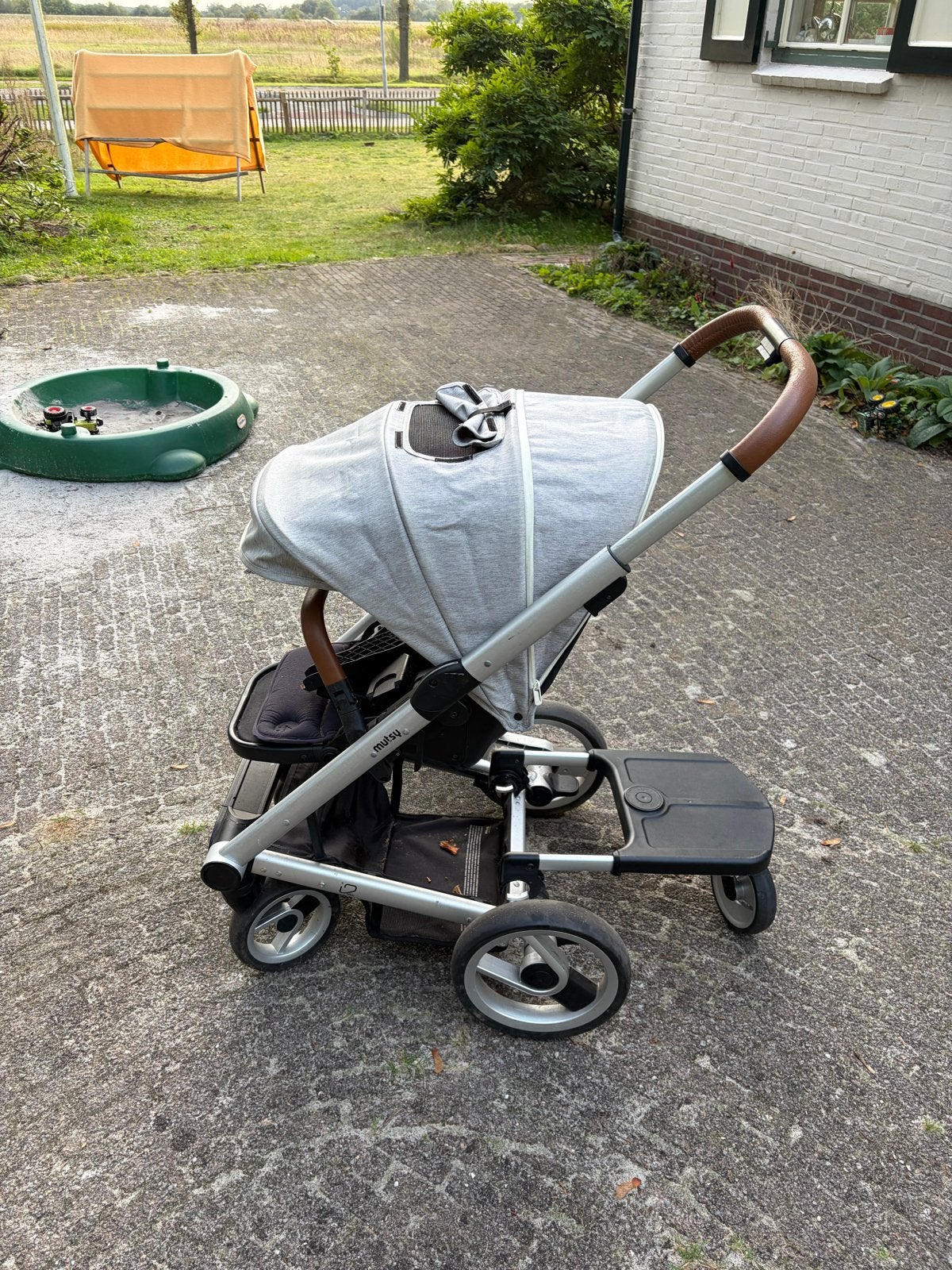 Mutsy I2 kinderwagen met reiswieg en alle accesoires, Ophalen, Gebruikt, Combiwagen, Met reiswieg