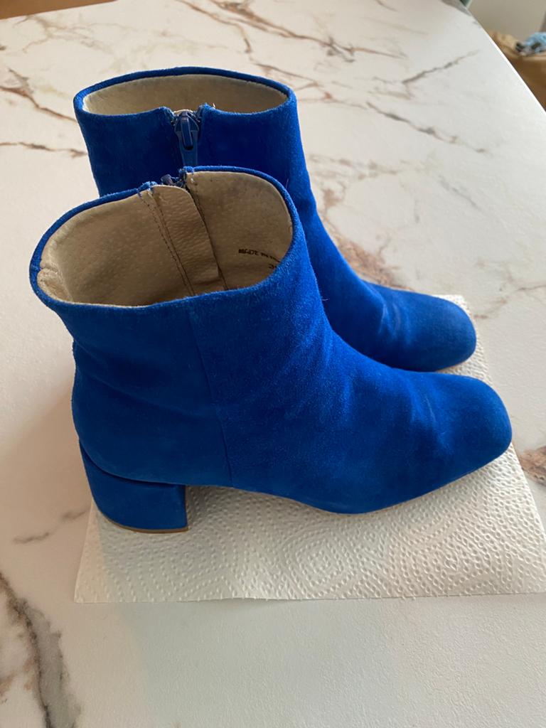 Kobalt blauwe hakken, maat 38, Tango, Kleding | Dames, Schoenen, Schoenen met lage hakken, Blauw, Ophalen of Verzenden, Zo goed als nieuw