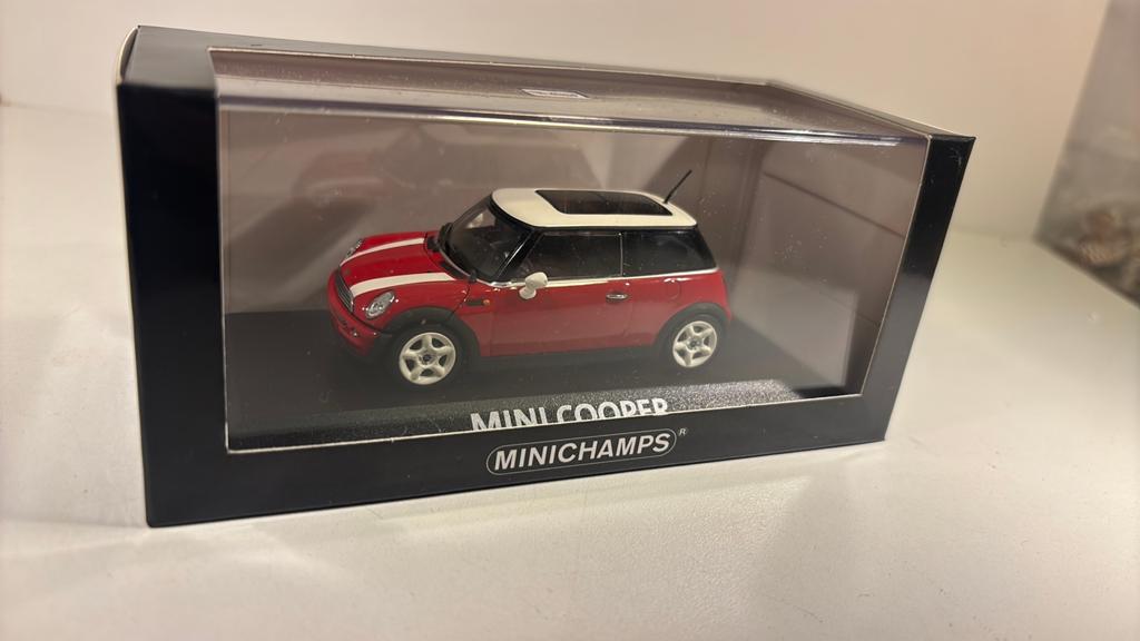 Mini cooper red minichamps 1.43, Auto, Ophalen of Verzenden, MiniChamps, A