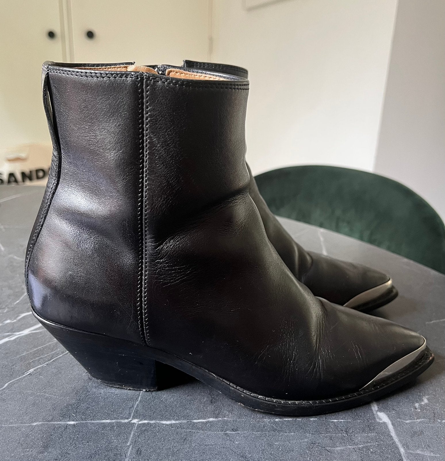 Isabel Marant enkellaarsjes, Kleding | Dames, Zwart, Lage of Enkellaarzen, Ophalen of Verzenden, Zo goed als nieuw