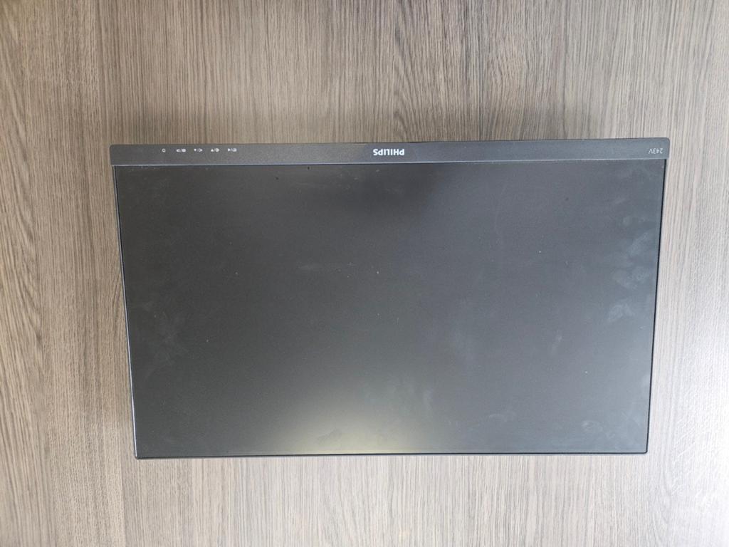 Twee monitoren gratis ophalen, Computers en Software, Monitoren, Ophalen