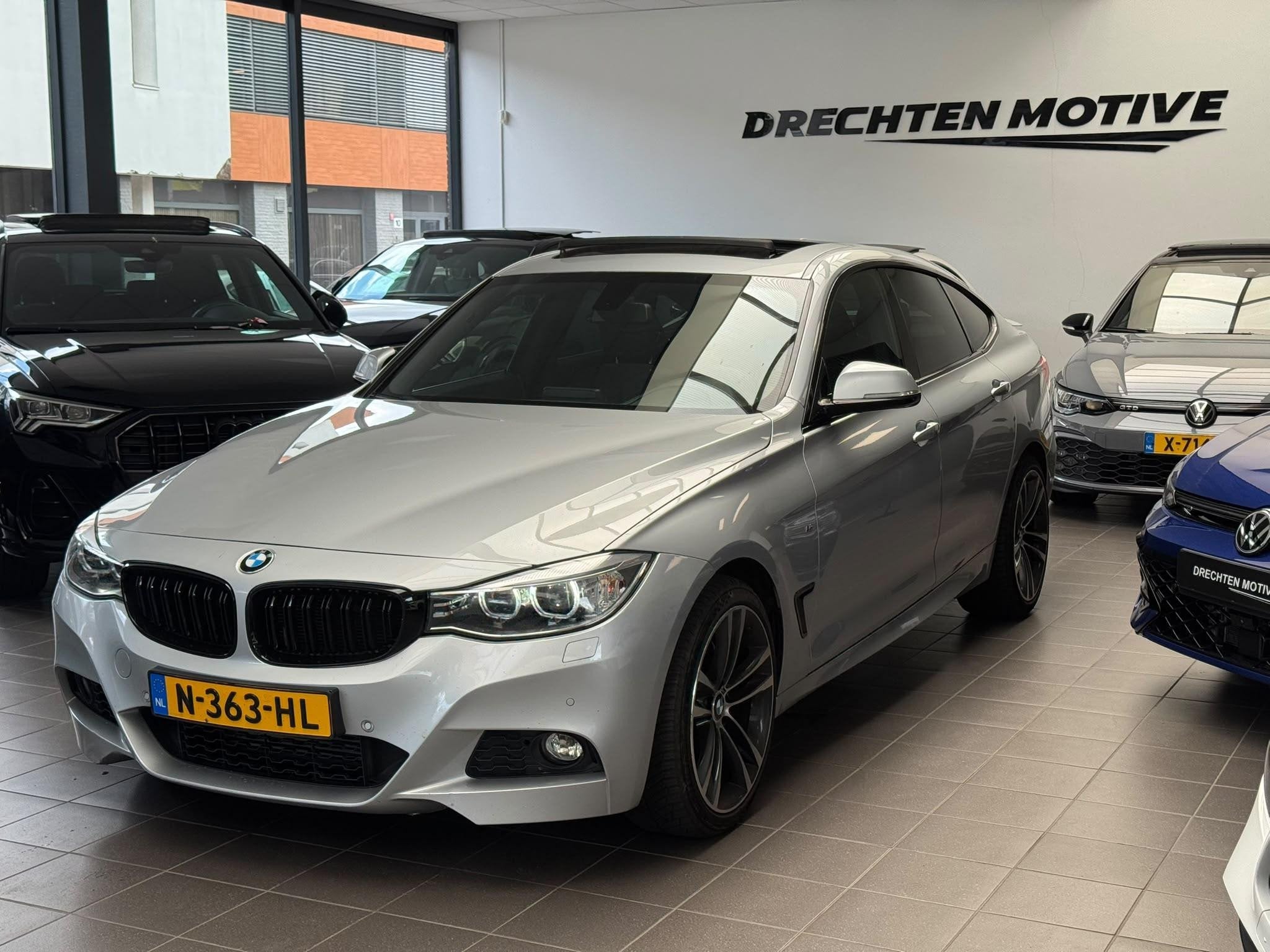 BMW 3-serie Touring 335d xDrive M Sport / Pano / Automaat /, Auto's, BMW, Automaat, Stof, Euro 6, 2993 cc