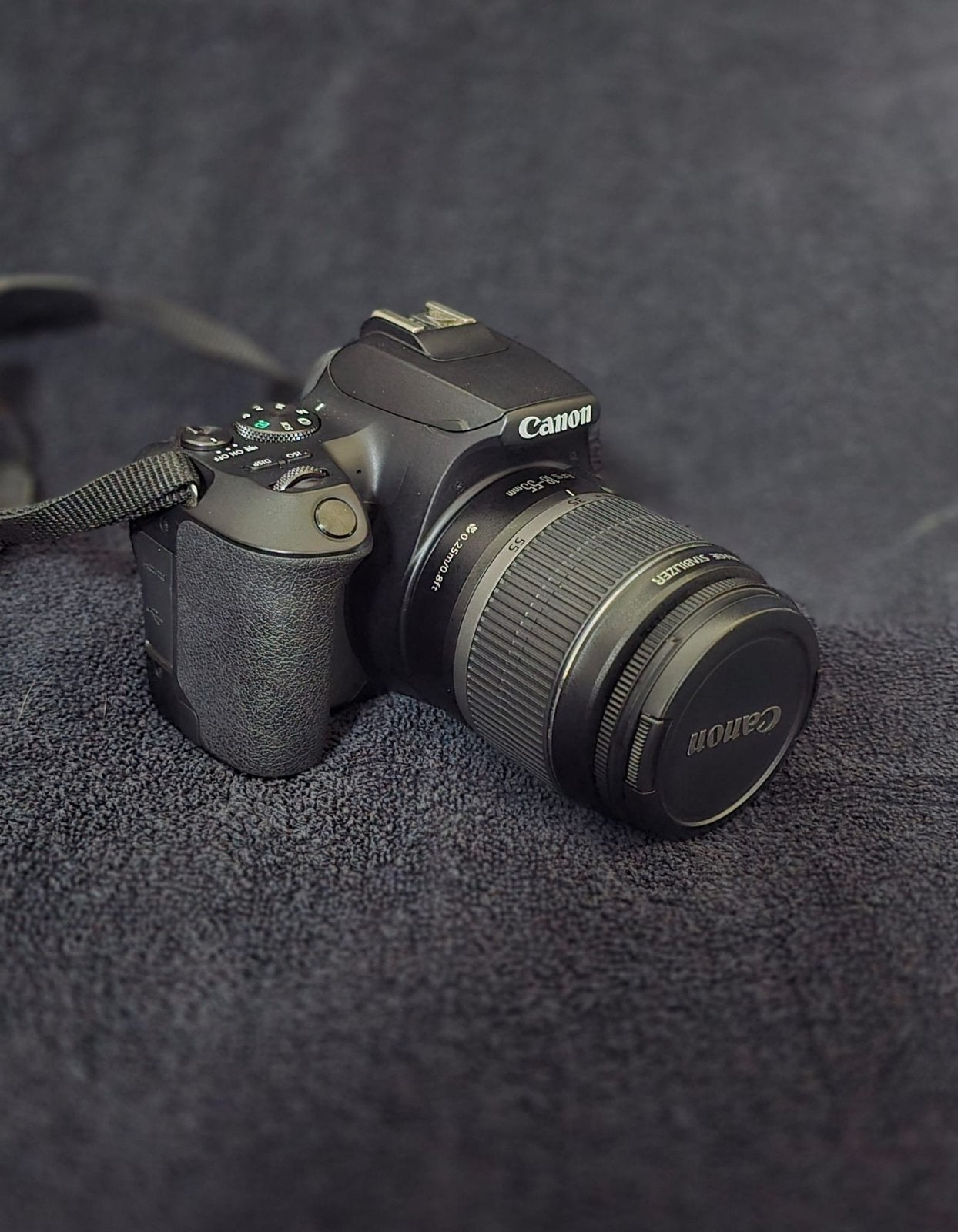 Canon EOS 250d met 2 lenzen en accessoires, Gebruikt, Spiegelreflex, Canon, Accu