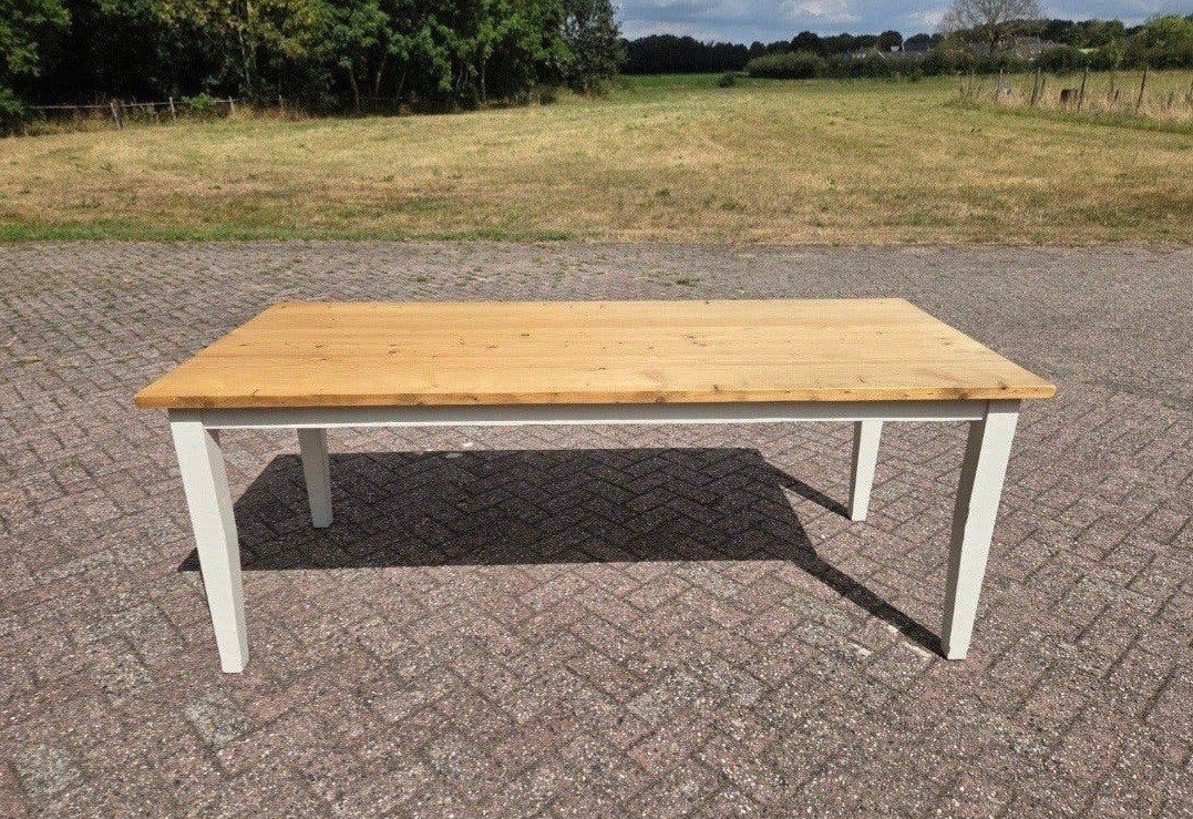masive grenen grote tafel ruimte maak prijsje bez mogelijk, Ophalen of Verzenden, Gebruikt