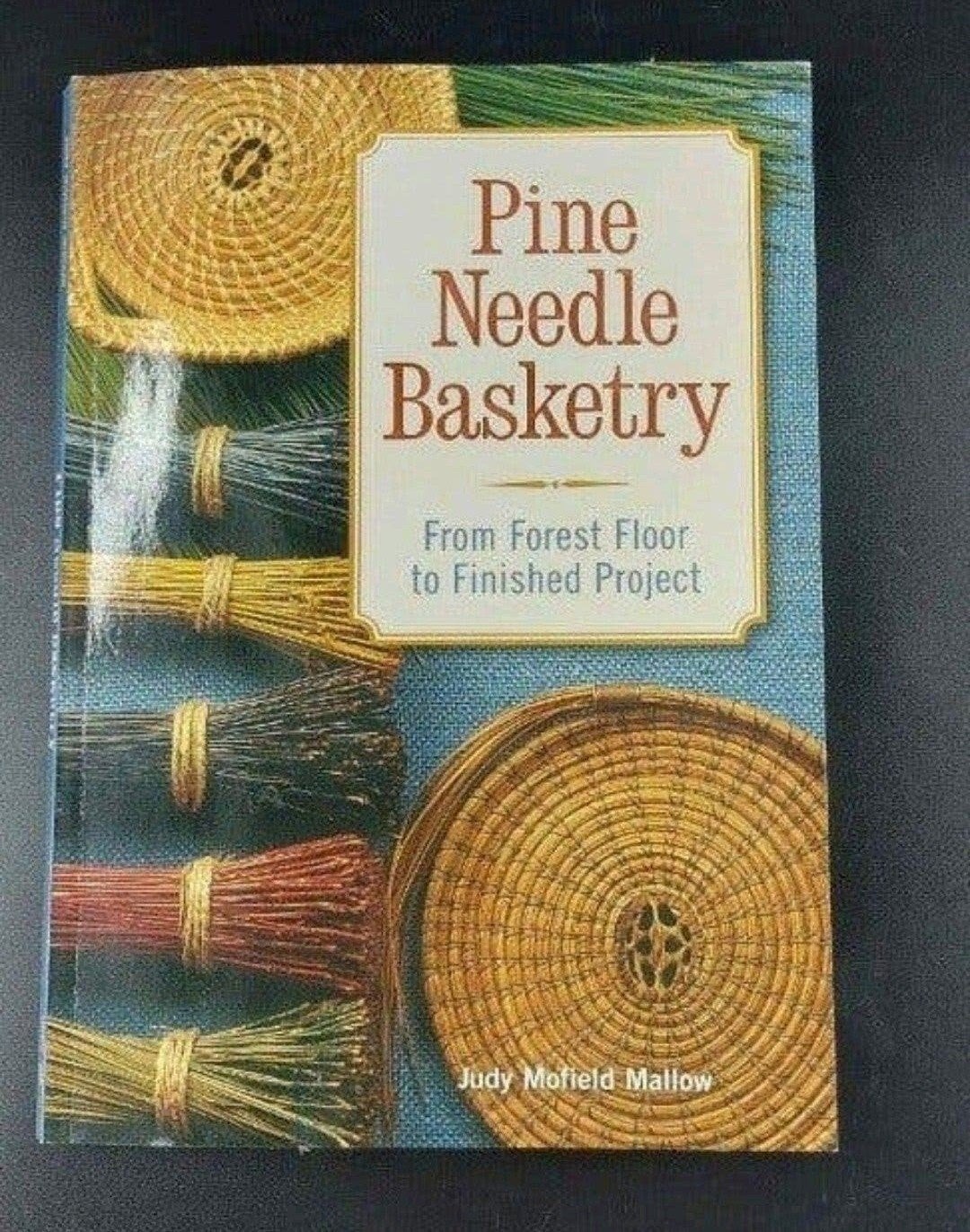 Boek Pine Needle Basketry - Judy Mofield Mallow
From Forest, Ophalen, Zo goed als nieuw