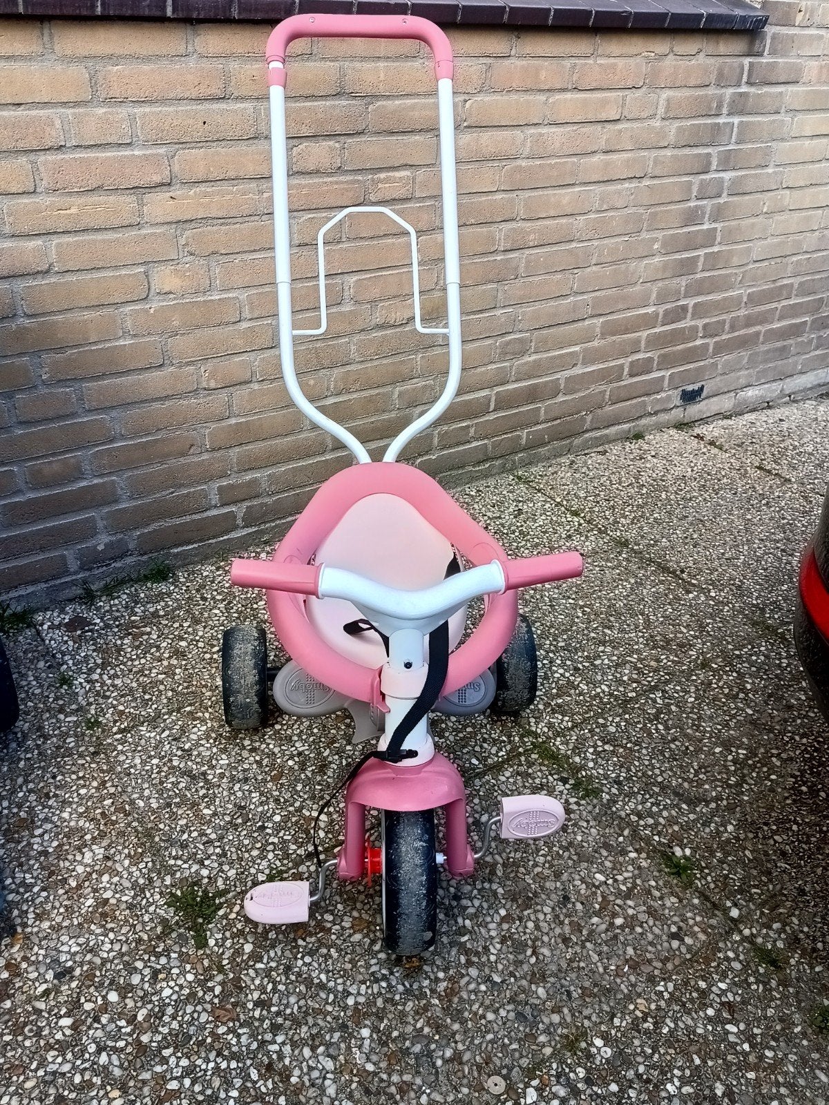 Roze driewieler met duwstang, Ophalen, Gebruikt, Minder dan 16 inch, Smoby