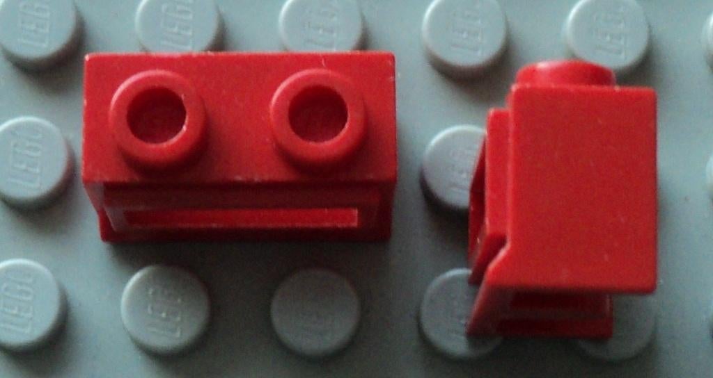 27c01 (1) 2x Red Window 1 x 2 x 1 with Trans-Clear Glass, Ophalen of Verzenden, Gebruikt