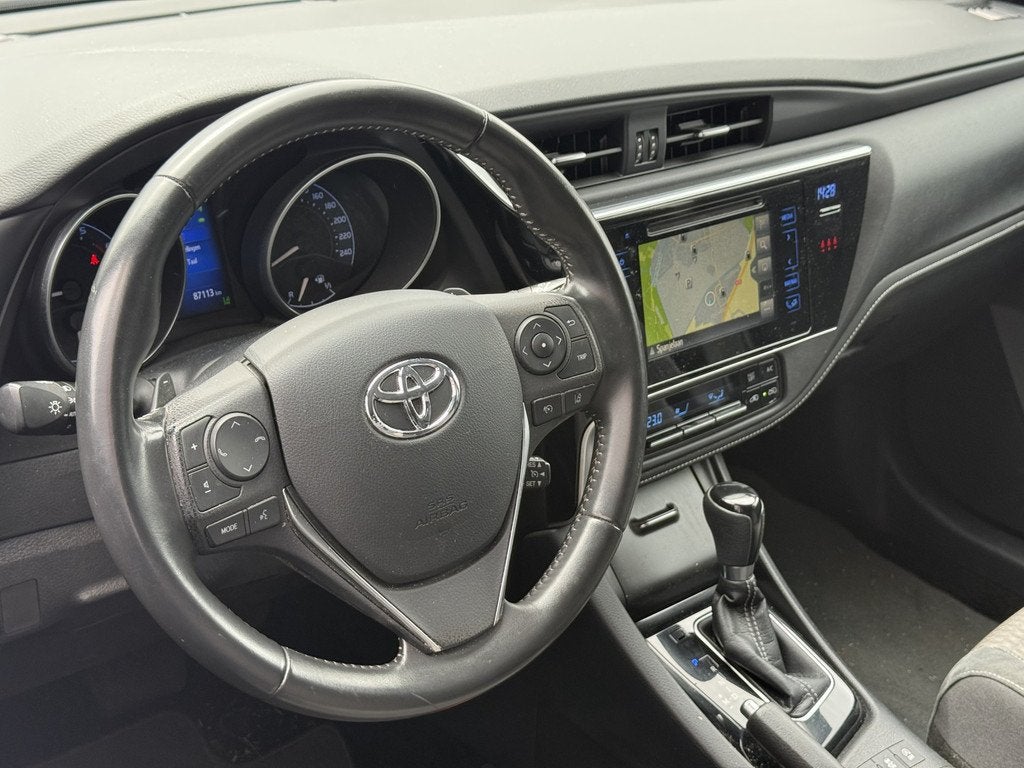 Toyota Auris 1.2T Dynamic | Nieuw binnen | RIJKLAAR | Automa, Auto's, Toyota, 450 kg, Gebruikt, 4 cilinders, Origineel Nederlands