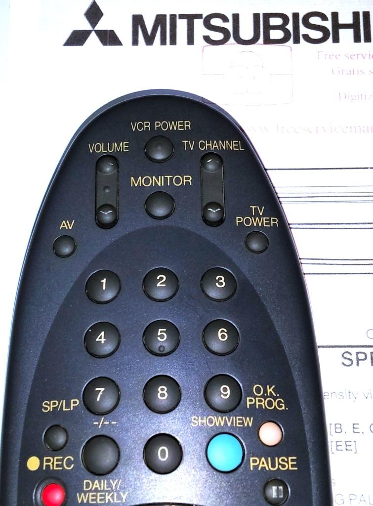 Mitsubishi RM 76151V-65801 Multi VCR VHS Afstandsbediening, Ophalen of Verzenden, Zo goed als nieuw, Origineel, Vhs