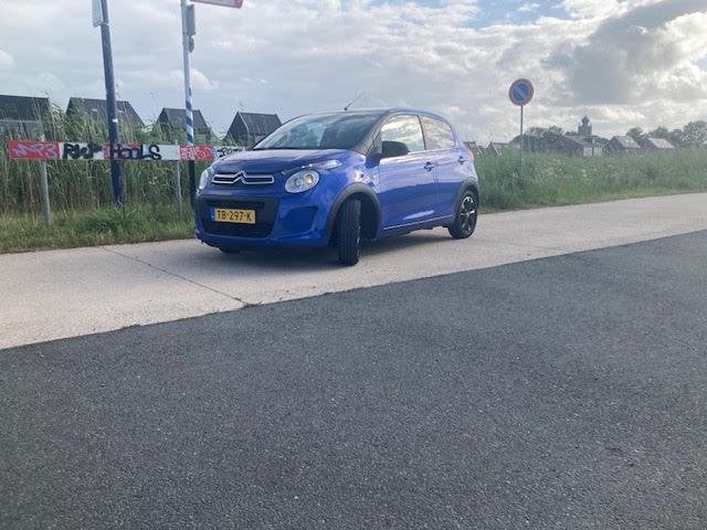 Citroen C1 1.0 VTi Urban Ride Zwarte Velgen Carplay, Auto's, Voorwielaandrijving, Stof, Euro 6, C1