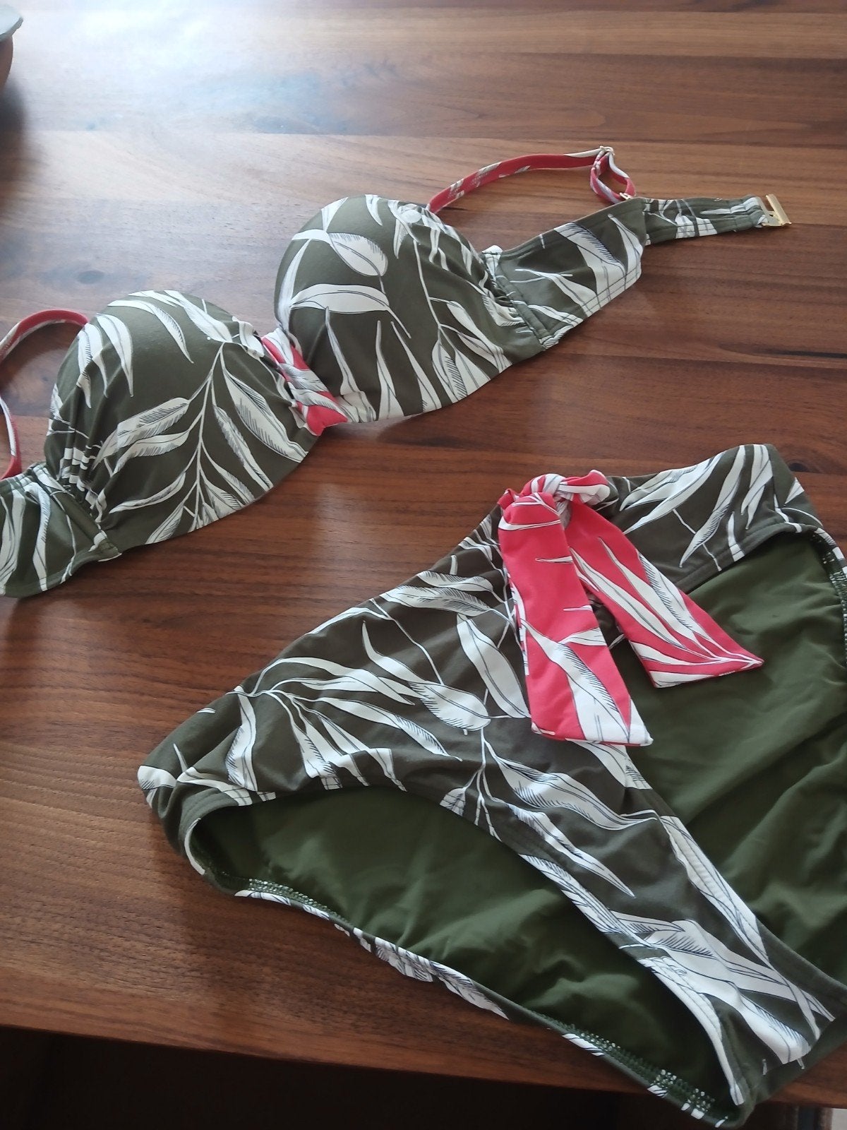 Cyell bikini top40b broekje 40, Kleding | Dames, Badmode en Zwemkleding, Ophalen of Verzenden, Zo goed als nieuw, Groen, Bikini