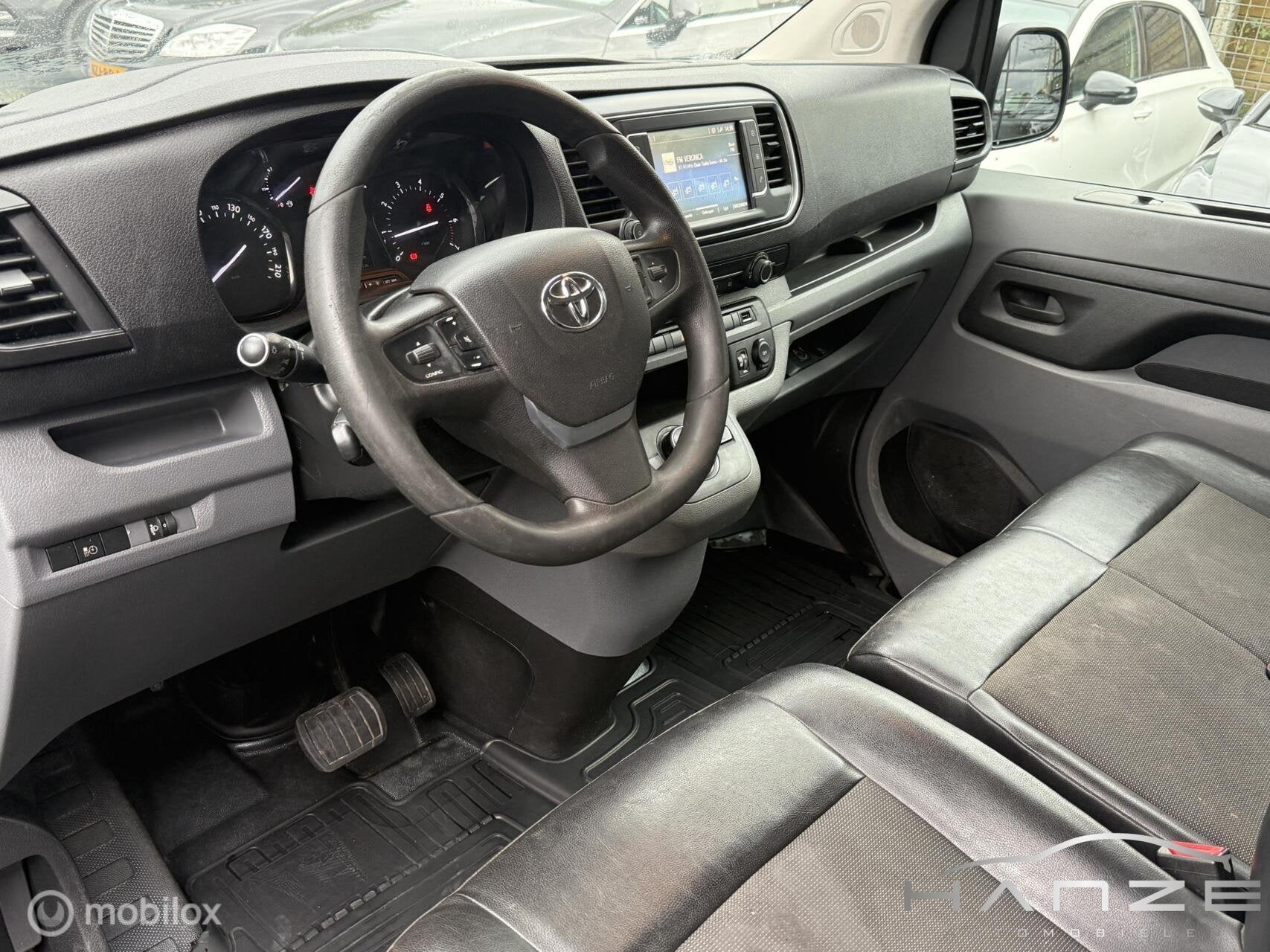 Toyota ProAce Worker 2.0 D4D|Trekhaak|StoelVwarming|Automaat, Auto's, Automaat, Euro 6, 4 cilinders, Leder