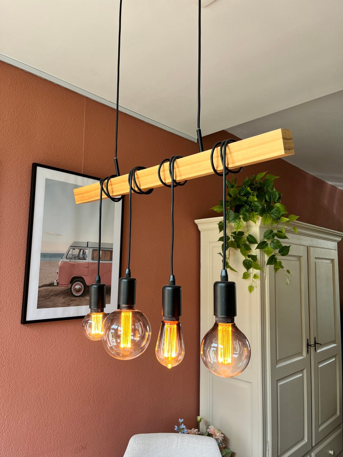 Hanglamp met houten balk en 4 Edison LED lampen, Ophalen, Zo goed als nieuw, Hout, E27 (groot)