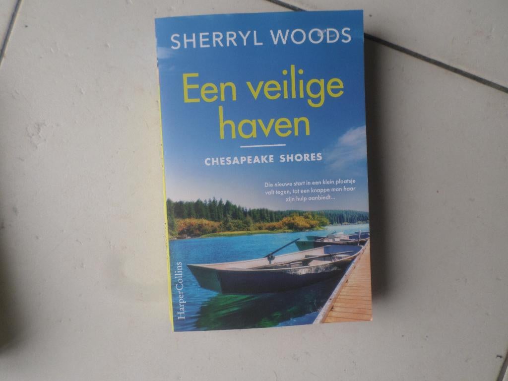Boek EEN VEILIGE HAVEN-CHESAPEAKE SHORES SHERRYL WOODS, Ophalen of Verzenden, Zo goed als nieuw, Sherryl woods