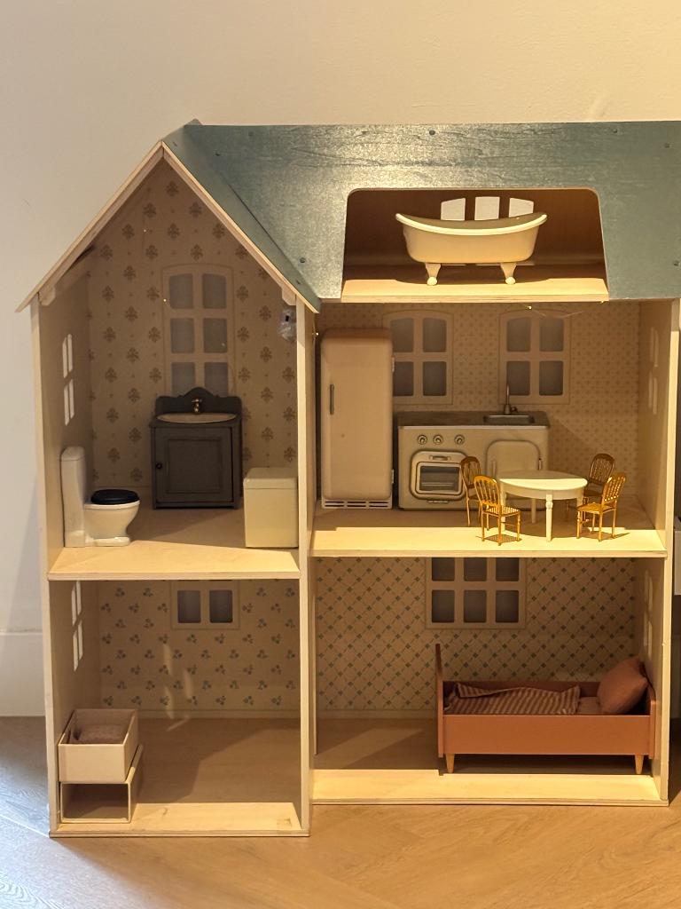 Maileg poppenhuis compleet, Ophalen, Zo goed als nieuw, Poppenhuis