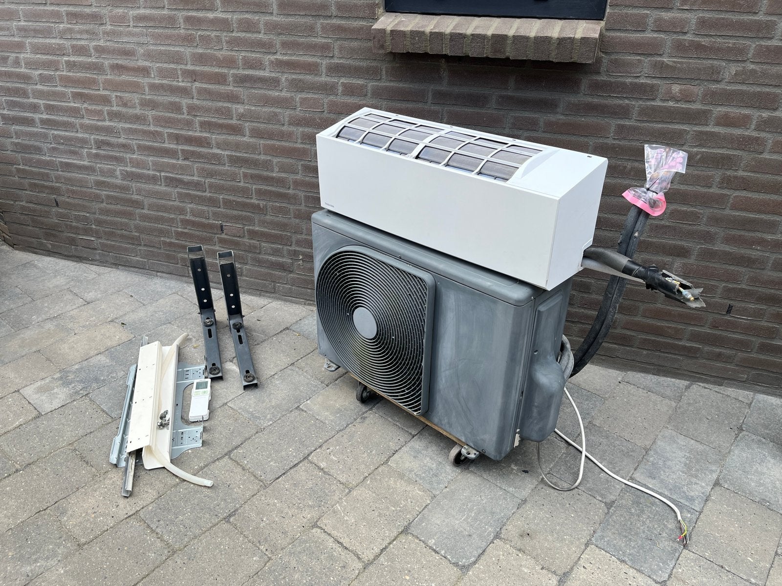 Toshiba kazumi split unit airco 3,5kw 4 jaar oud, Witgoed en Apparatuur, Ophalen, Timer, 3 snelheden of meer, Gebruikt