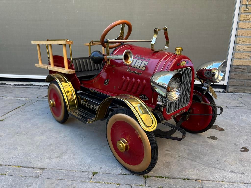 Rode brandweerauto amerikaans model trapauto metalen trapaut, Ophalen