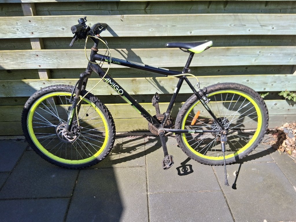 Amigo Next Level Mountainbike - Zwart/Neon Geel, Gebruikt, Hardtail, Heren, Schijfrem