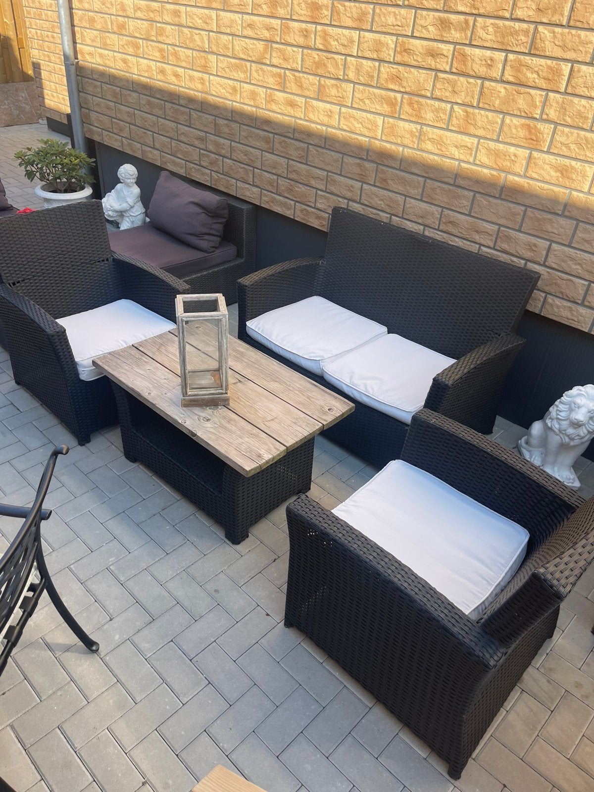 Bank plus 2stoelen tafel kussens lantaarn, Tuin en Terras, Ophalen, Zo goed als nieuw, Bank