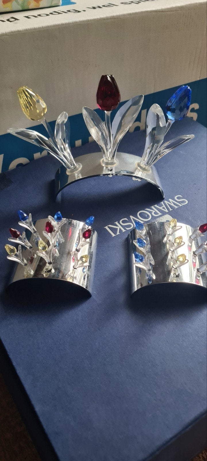 Swarovski Tulpen in houder - 1 grote, 2 kleine, Ophalen of Verzenden, Zo goed als nieuw