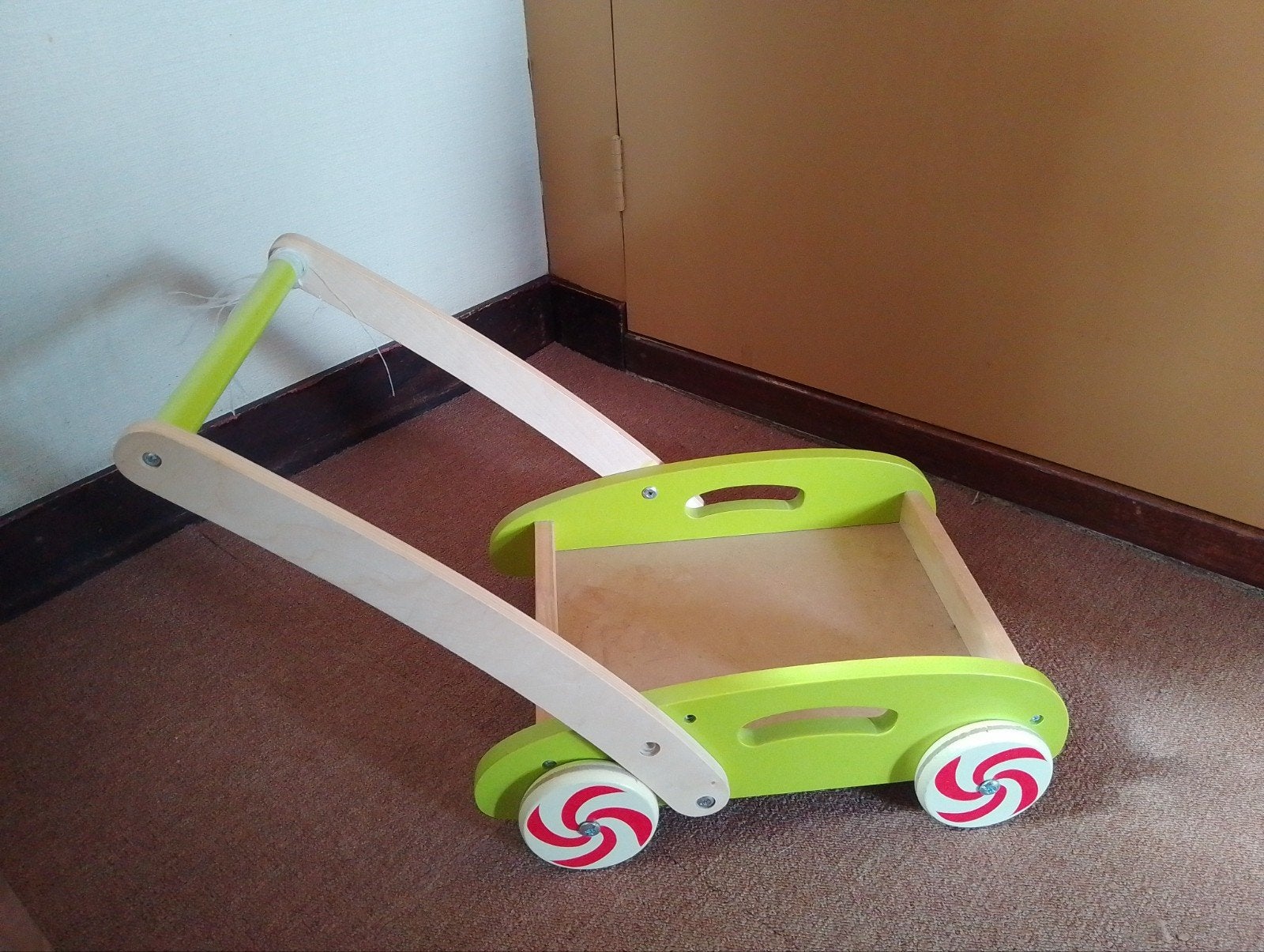 Houten loopwagen / duwkar met opbergruimte, Ophalen of Verzenden, Gebruikt, Duw- of Trekspeelgoed