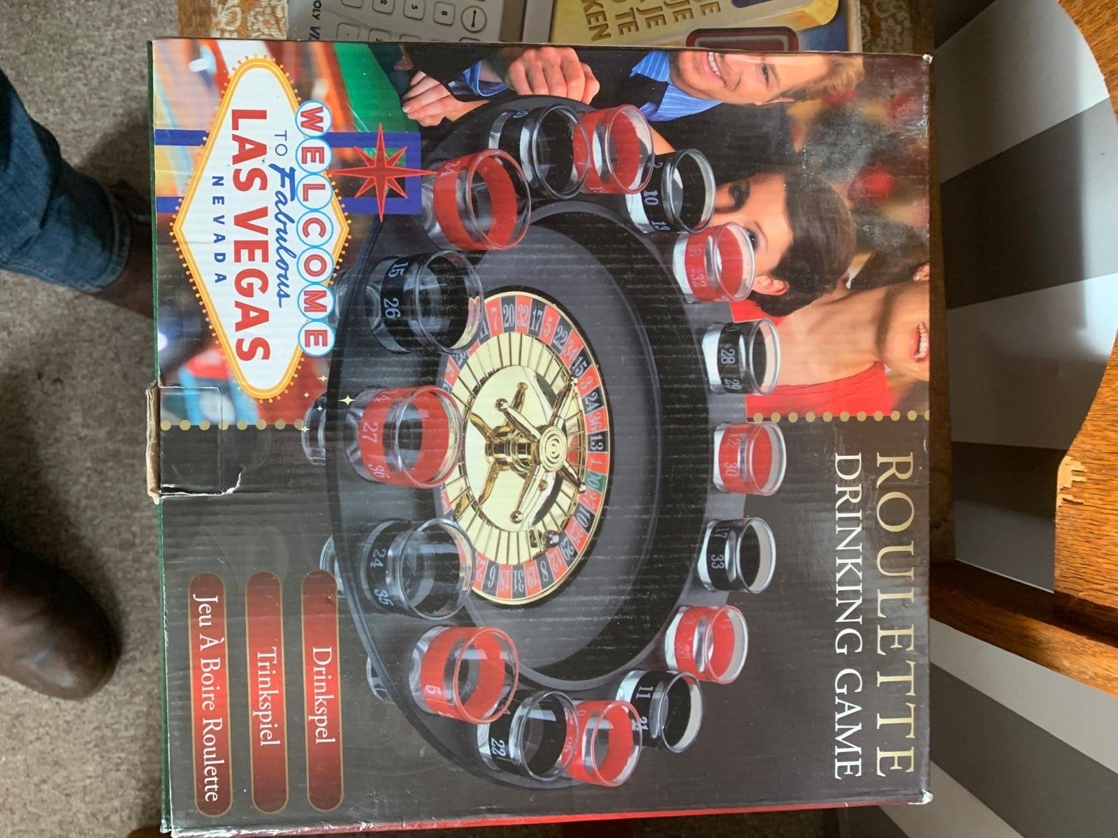 Roulette Drinkspel - Het ultieme feestspel!, Drie of vier spelers, Ophalen of Verzenden, Nieuw