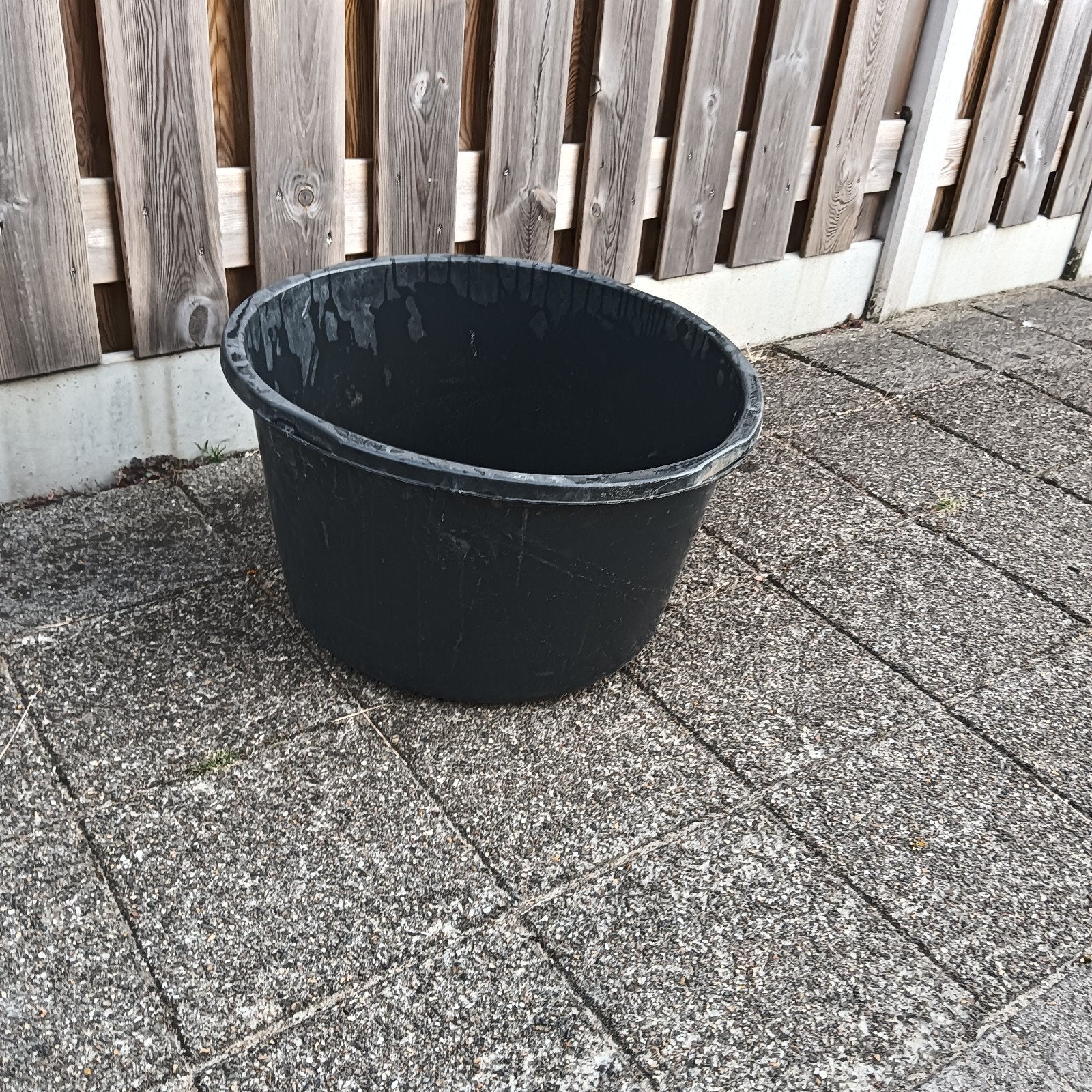 Zwarte kunststof bak / kuip, Tuin en Terras, Ophalen, Kunststof, Gebruikt, Rond