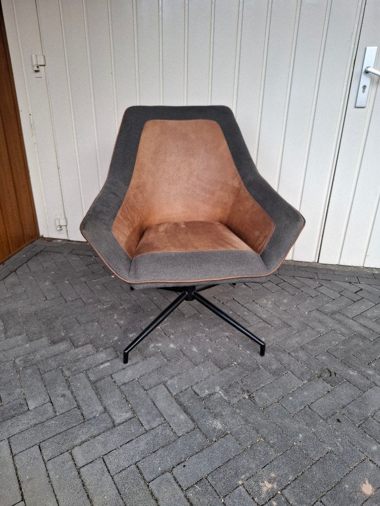 Draaifauteuil XOOON, Huis en Inrichting, Ophalen, Gebruikt, 75 tot 100 cm, 50 tot 75 cm