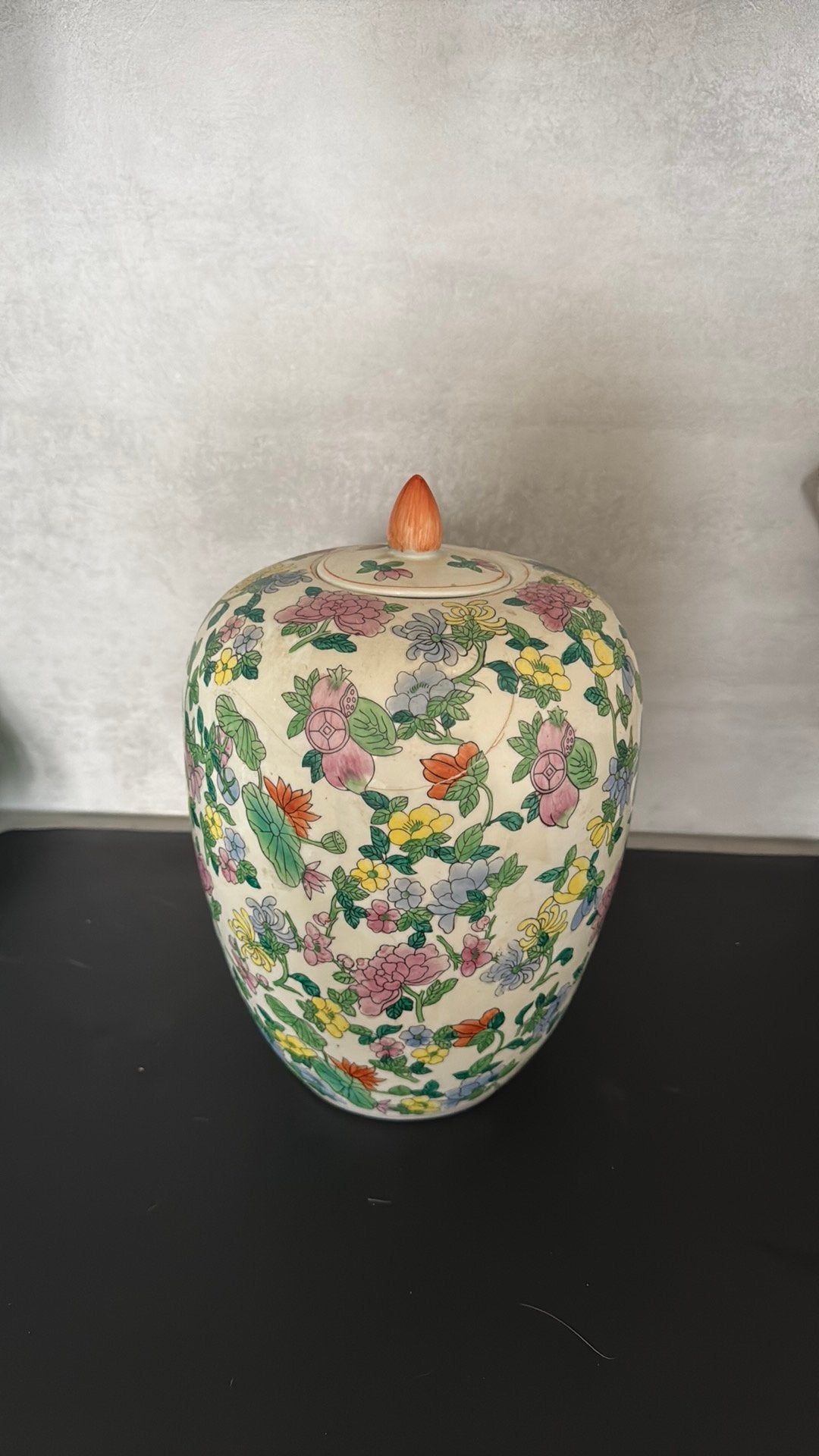 Grote vintage Chinese gemberpot – kleurrijk bloemenmotief, Antiek en Kunst, Antiek | Keramiek en Aardewerk, Ophalen